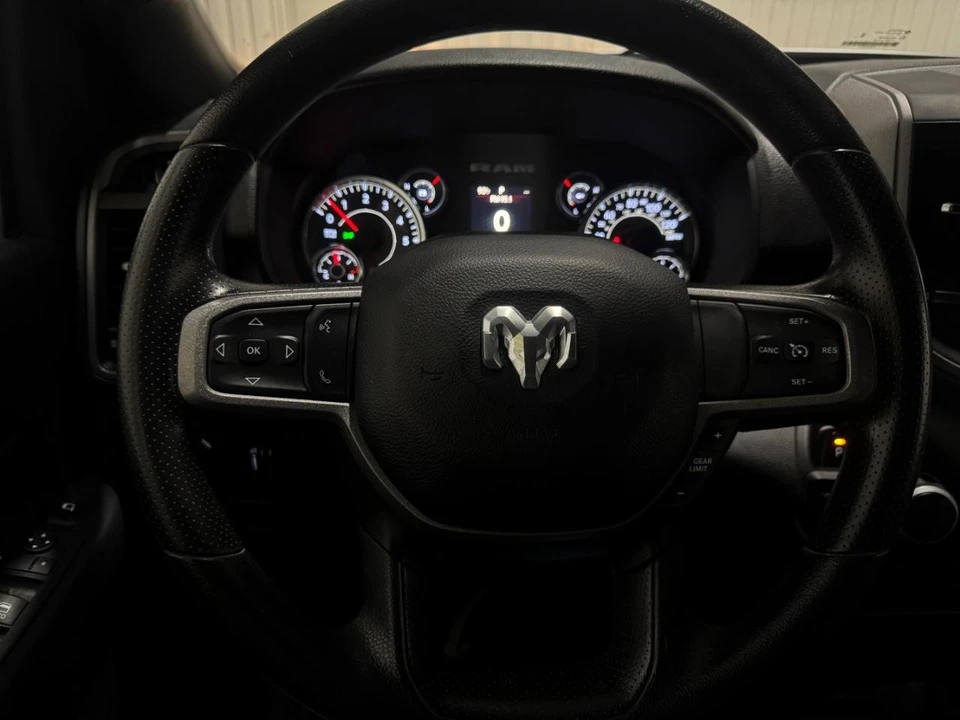 2024 Ram - Image 8 of 31
