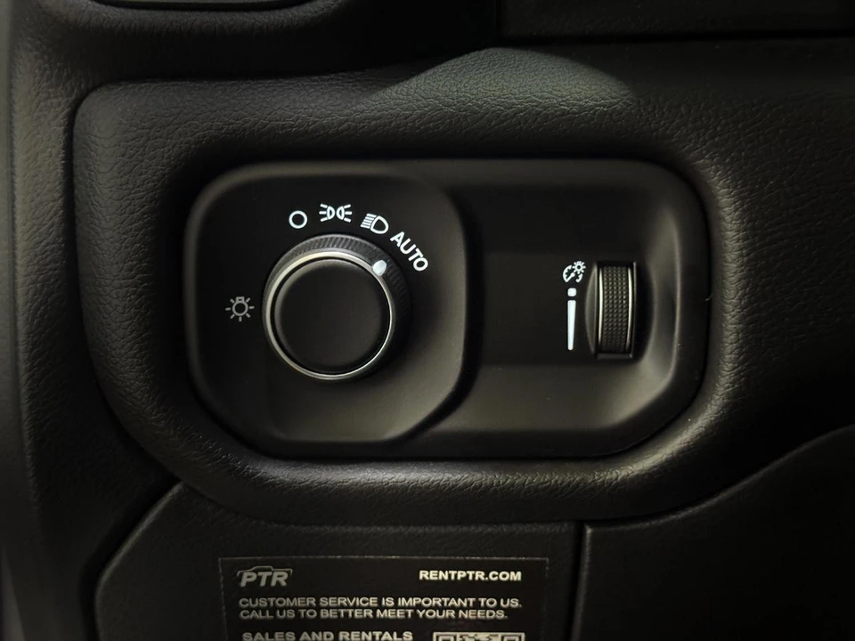 2024 Ram - Image 10 of 31