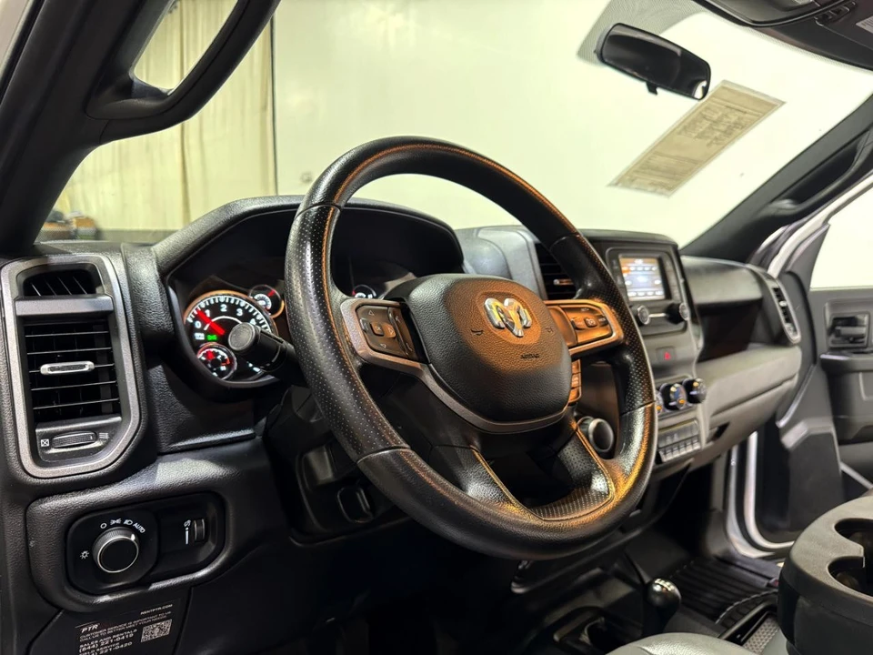 2024 Ram 3500 - Image 15 of 31