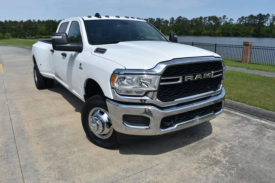 2024 Ram 3500 - Image 2 of 5