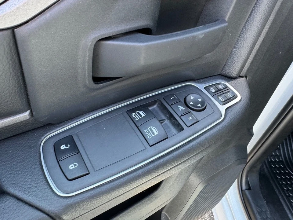 2024 Ram 3500 - Image 15 of 21