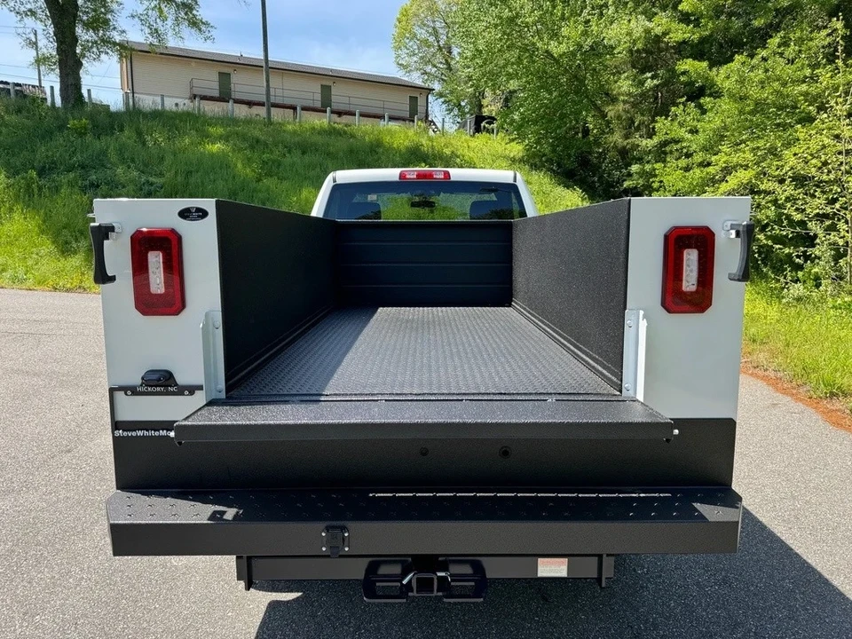 2024 Ram 3500 - Image 10 of 21