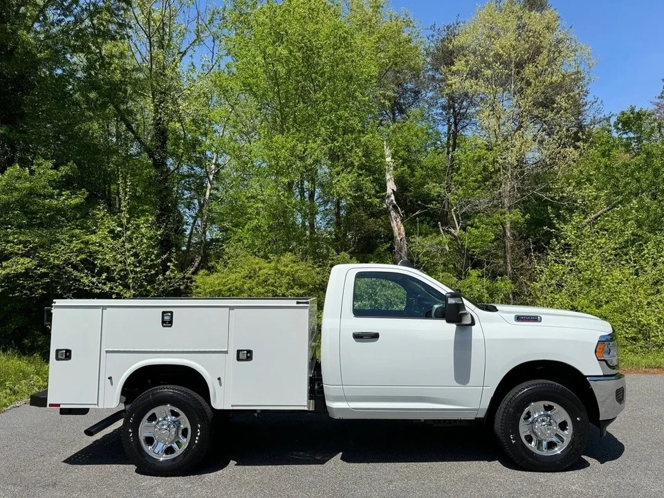 2024 Ram 3500 - Image 6 of 21