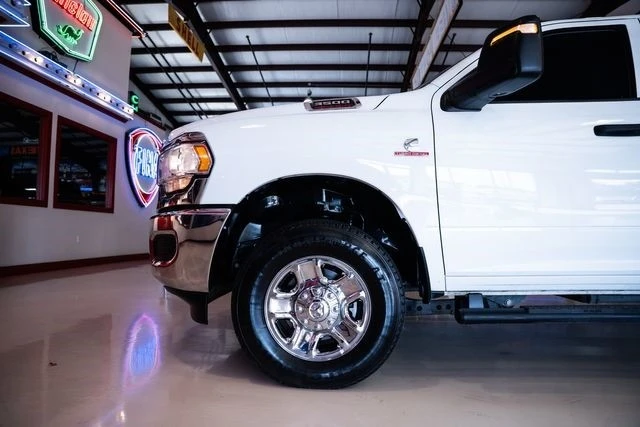2024 Ram 3500 - Image 10 of 21