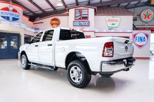 2024 Ram 3500 - Image 4 of 21