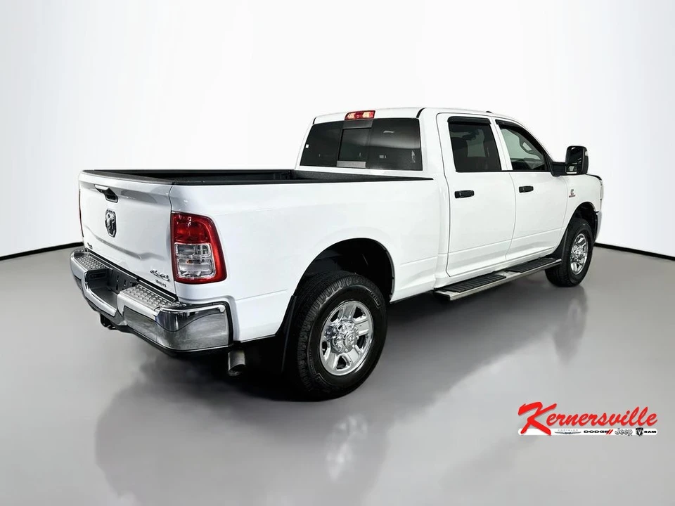 2024 Ram 3500 - Image 7 of 24