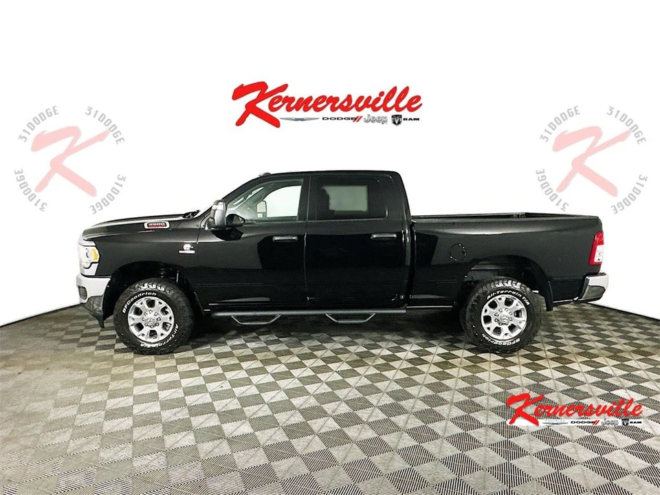 2024 Ram 3500 - Image 4 of 12
