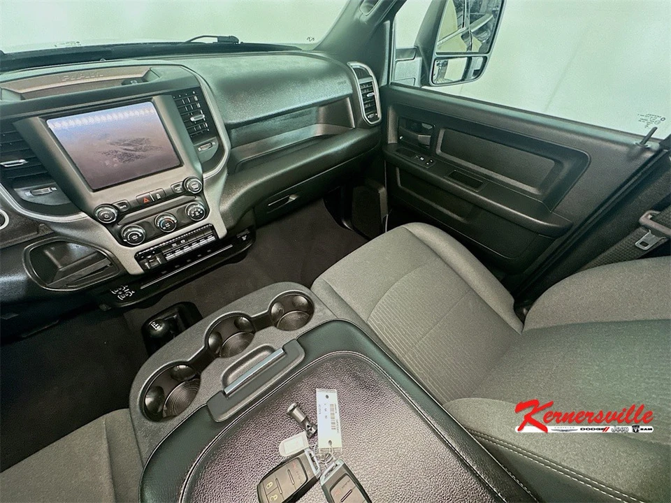 2024 Ram 3500 - Image 11 of 21