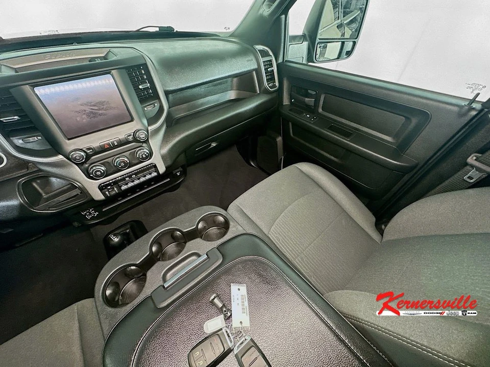 2024 Ram 3500 - Image 11 of 21