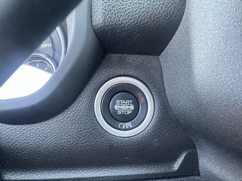 2024 Ram 3500 - Image 9 of 12