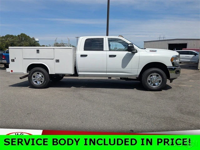 2024 Ram 3500 - Image 3 of 12