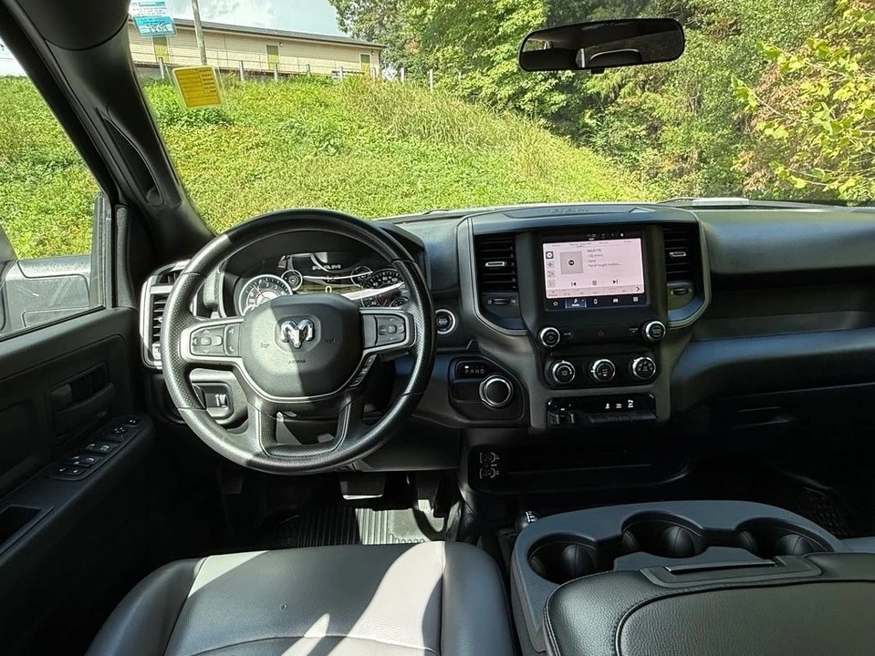 2024 Ram 3500 - Image 11 of 12