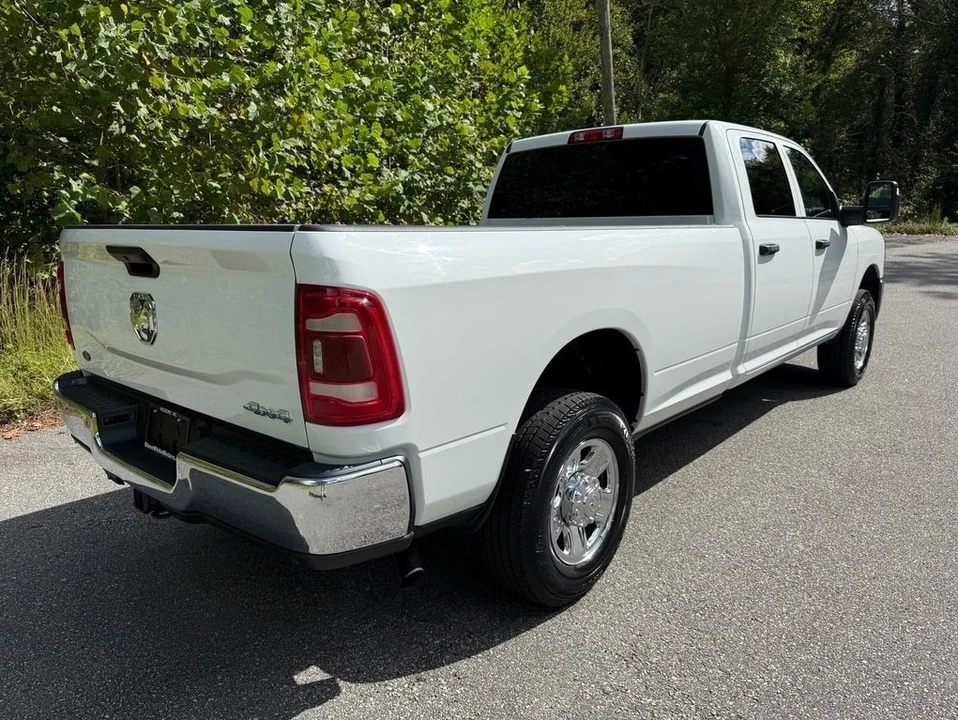 2024 Ram 3500 - Image 6 of 12