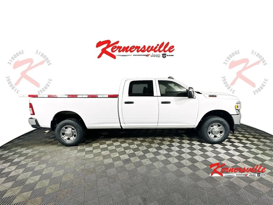 2024 Ram 3500 - Image 9 of 21