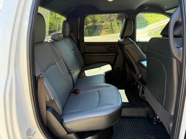 2024 Ram 3500 - Image 16 of 21