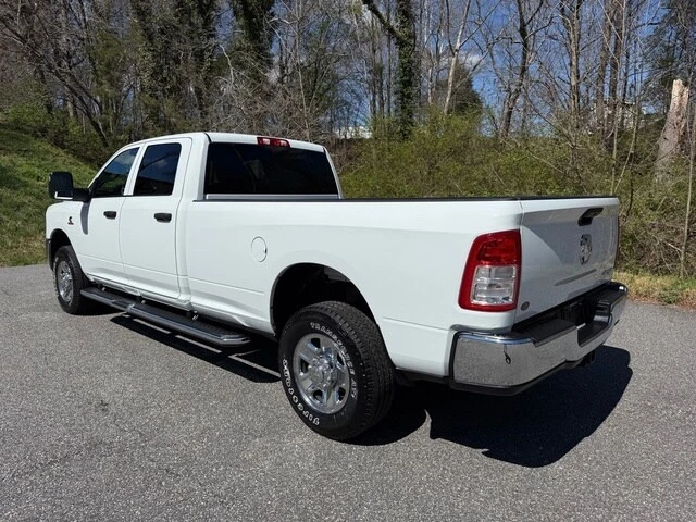 2024 Ram 3500 - Image 10 of 21