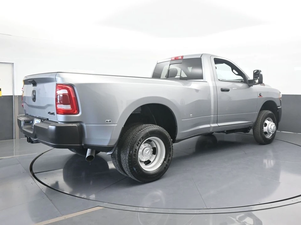 2024 Ram 3500 - Image 6 of 12