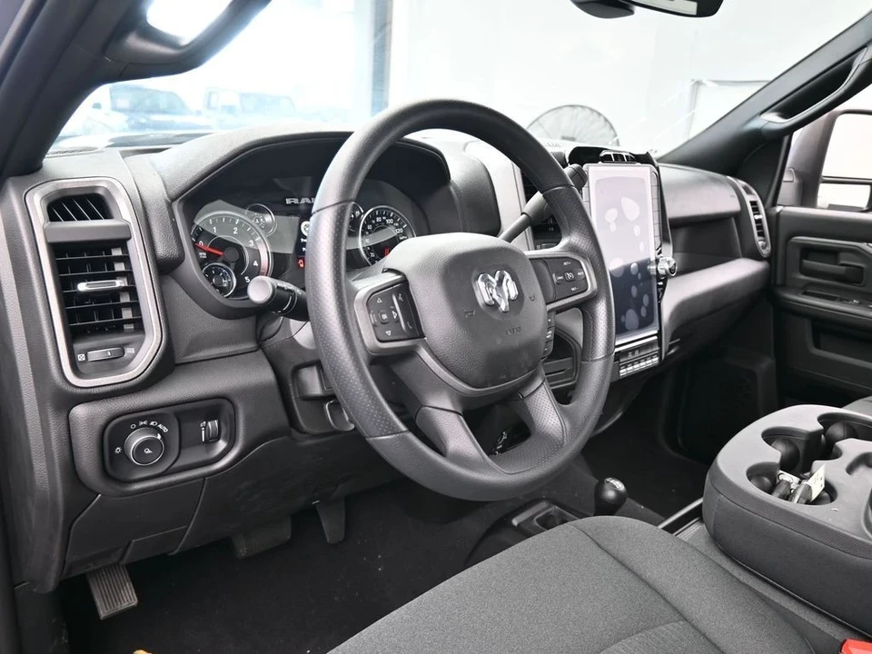 2024 Ram 3500 - Image 10 of 12