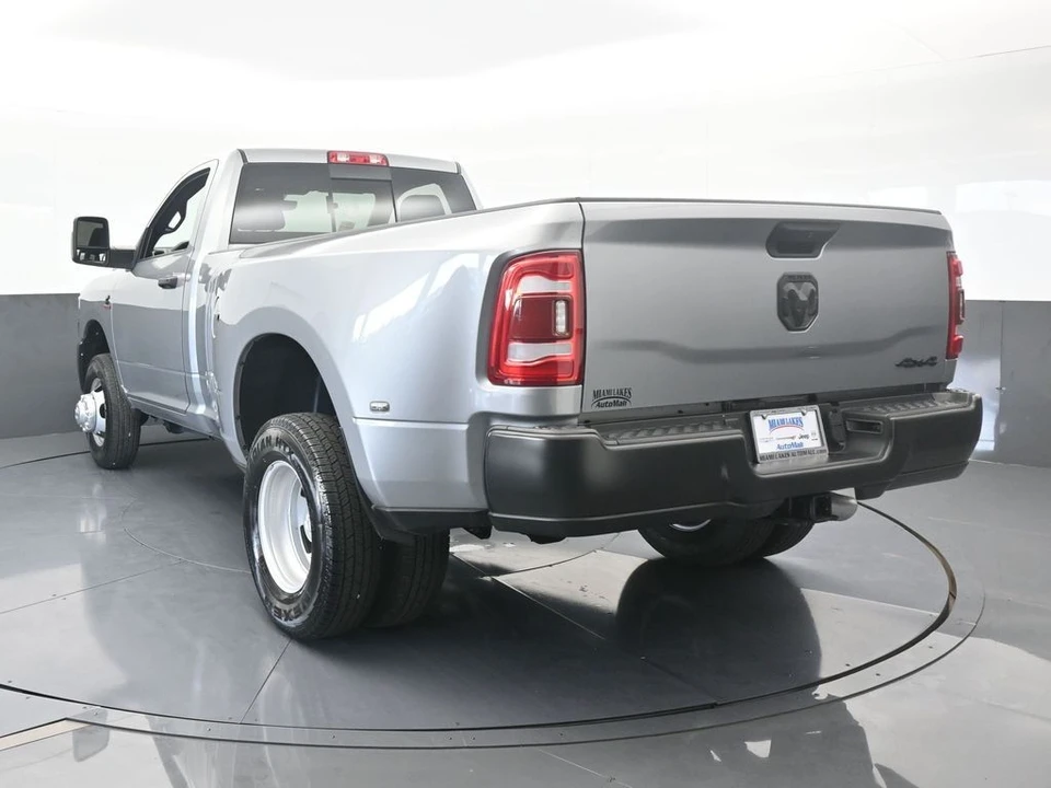 2024 Ram 3500 - Image 4 of 12