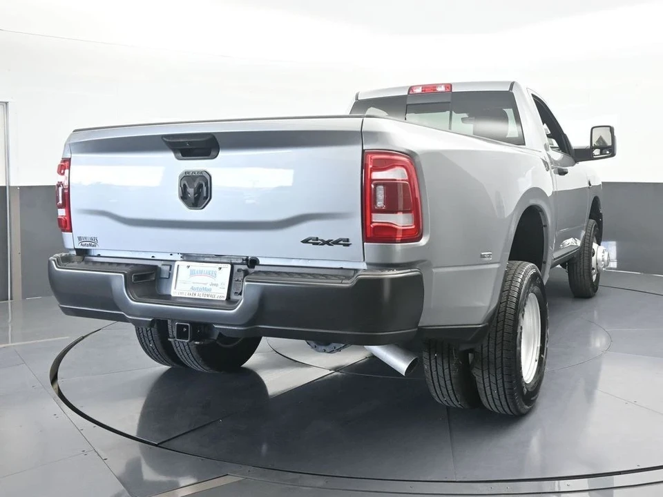 2024 Ram 3500 - Image 5 of 12