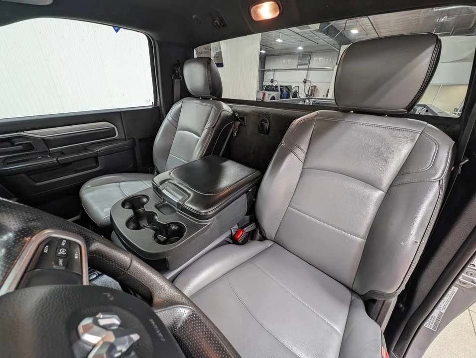 2024 Ram 3500 - Image 12 of 25