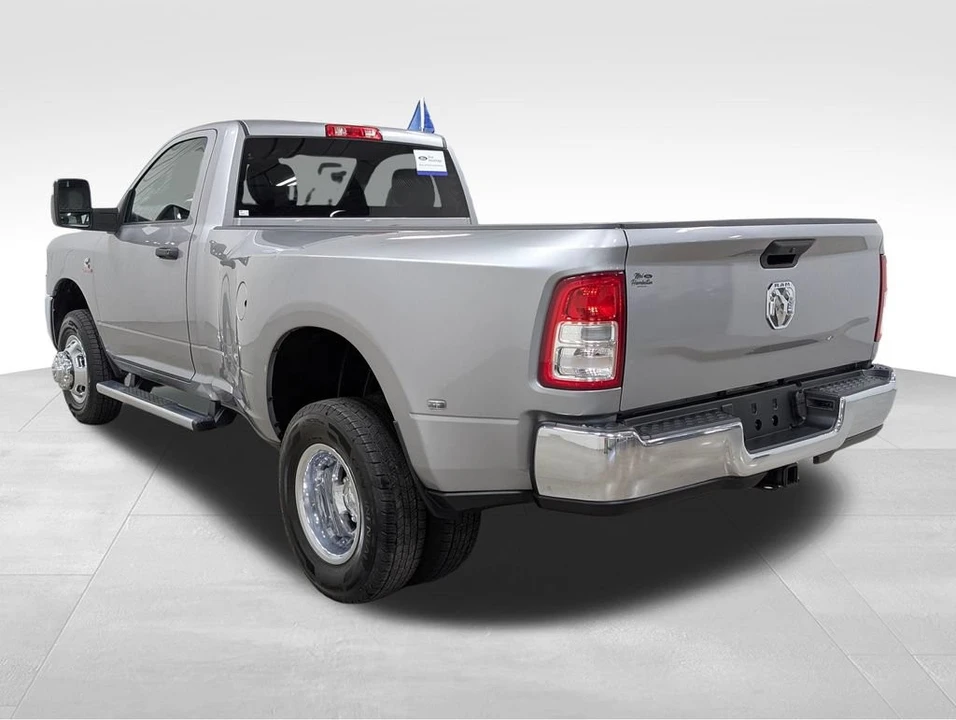 2024 Ram 3500 - Image 20 of 25
