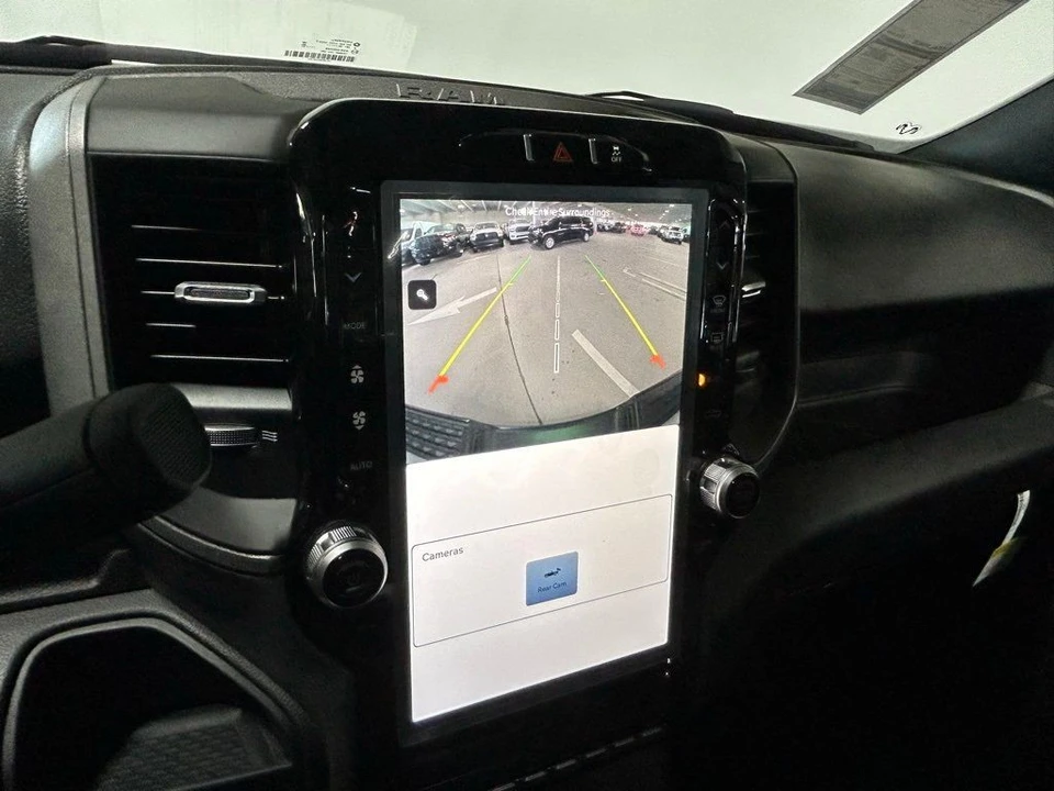 2024 Ram 3500 - Image 9 of 12