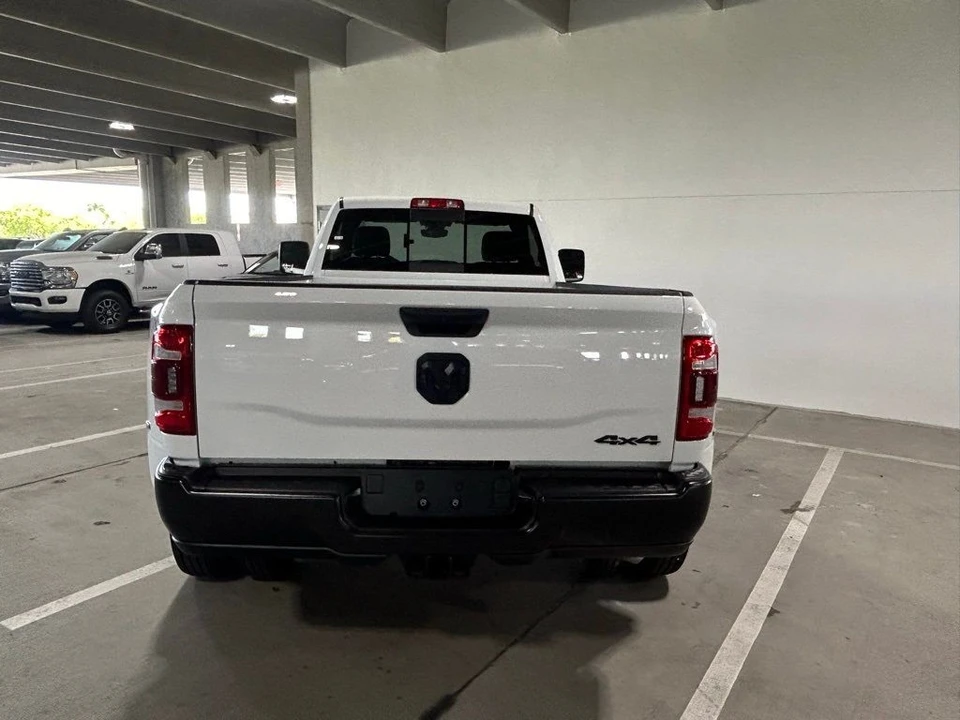2024 Ram 3500 - Image 4 of 12