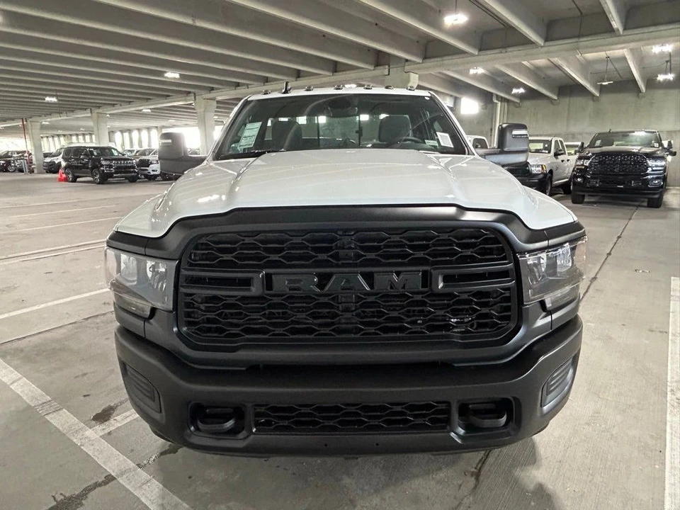 2024 Ram 3500 - Image 6 of 12