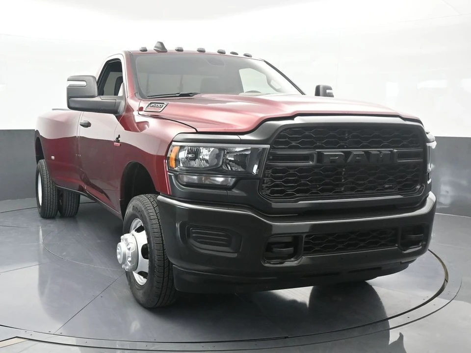 2024 Ram 3500 - Image 9 of 12