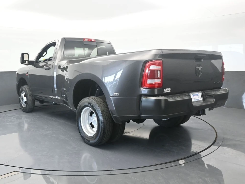 2024 Ram 3500 - Image 4 of 12
