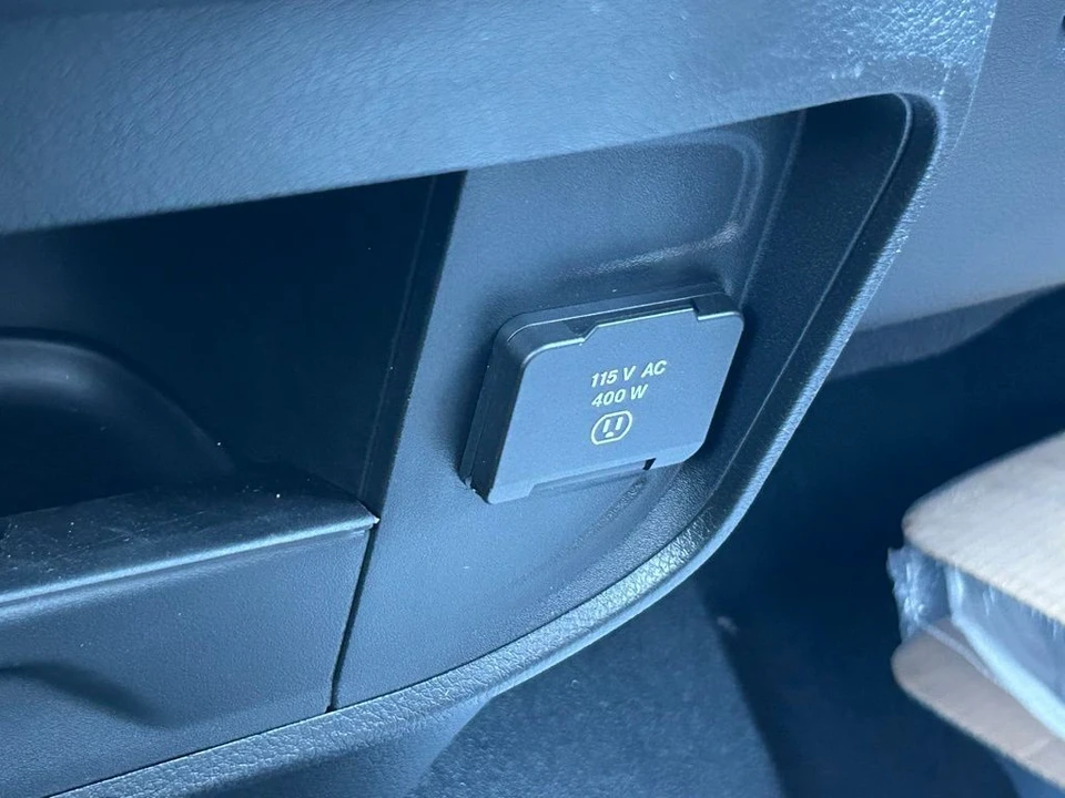 2024 Ram 3500 - Image 12 of 12