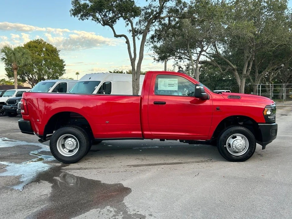 2024 Ram 3500 - Image 3 of 12