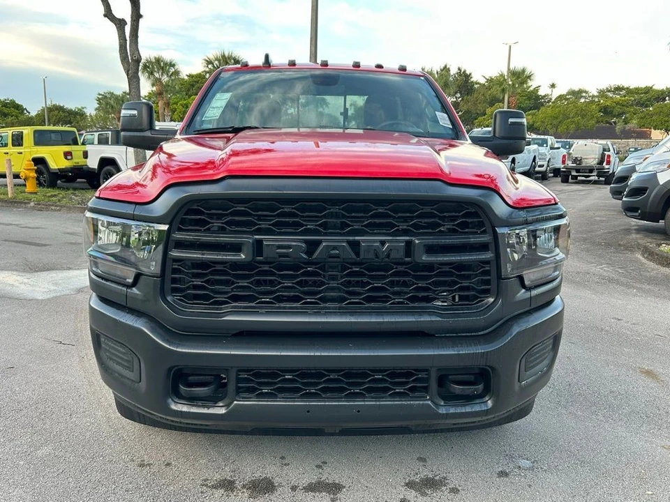 2024 Ram 3500 - Image 8 of 12
