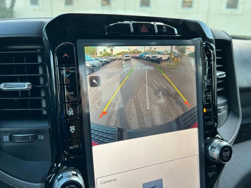 2024 Ram 3500 - Image 11 of 12