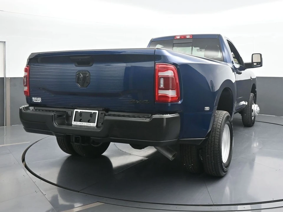 2024 Ram 3500 - Image 5 of 12