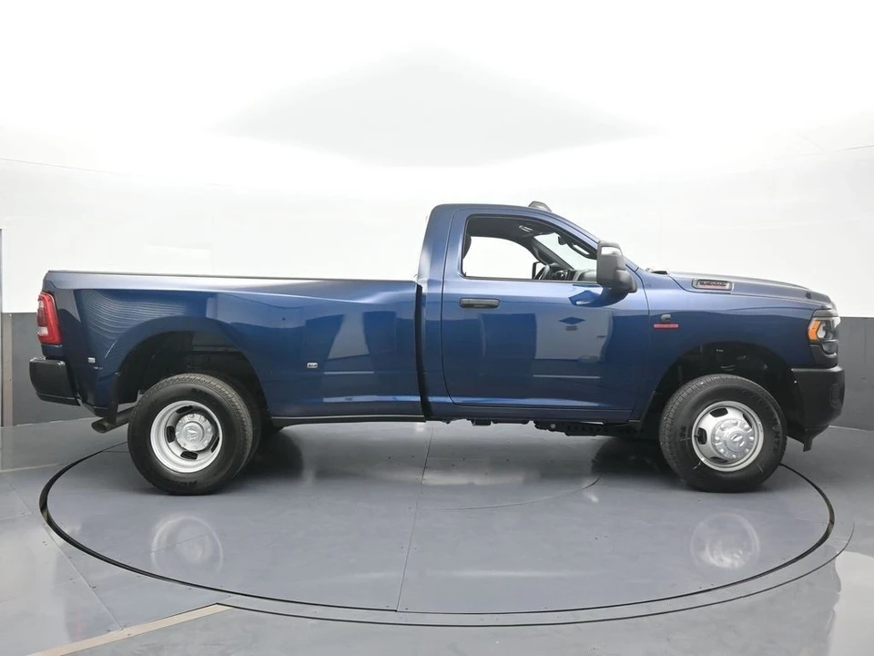 2024 Ram 3500 - Image 7 of 12