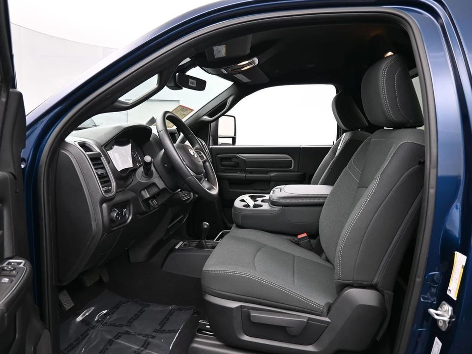 2024 Ram 3500 - Image 11 of 12