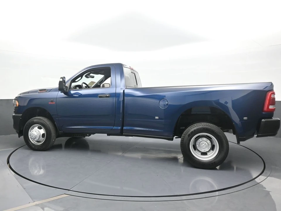 2024 Ram 3500 - Image 3 of 12