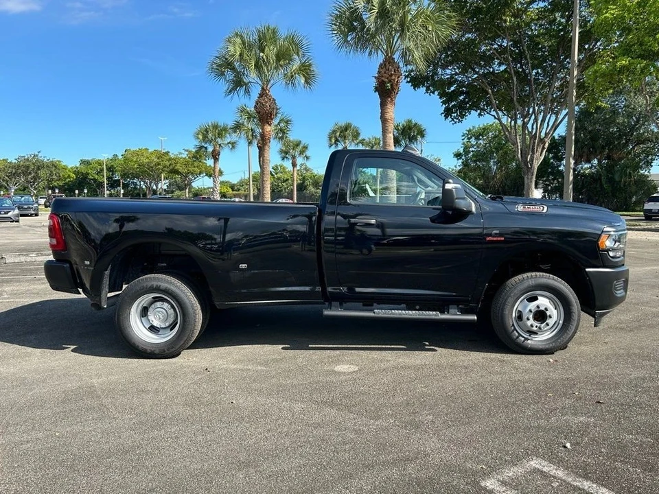 2024 Ram 3500 - Image 3 of 12