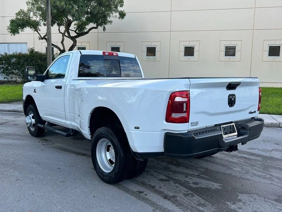 2024 Ram 3500 - Image 6 of 12