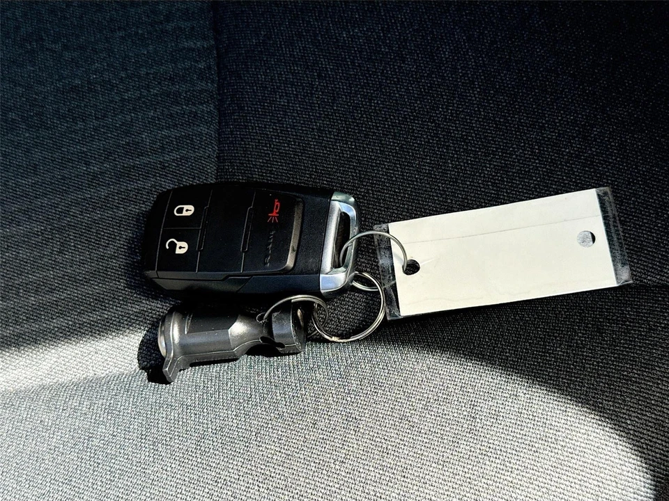 2024 Ram 3500 - Image 24 of 31