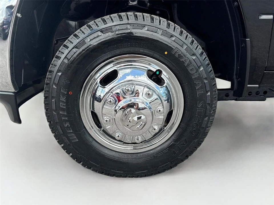 2024 Ram 3500 - Image 30 of 31