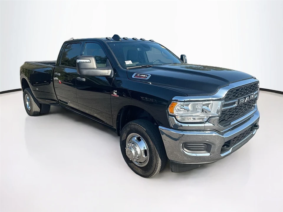 2024 Ram 3500 - Image 7 of 14