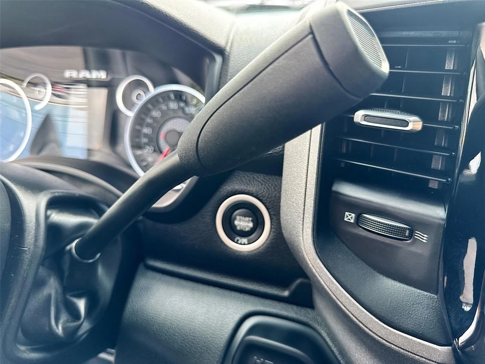 2024 Ram 3500 - Image 14 of 31