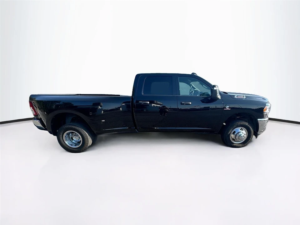 2024 Ram 3500 - Image 6 of 14