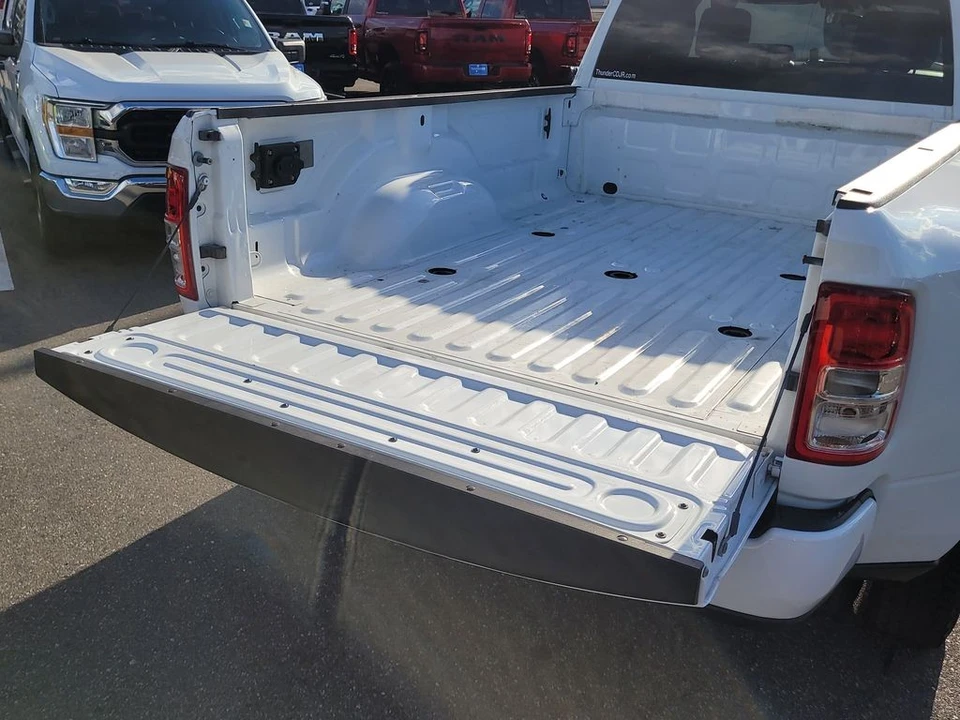 2024 Ram 3500 - Image 8 of 12