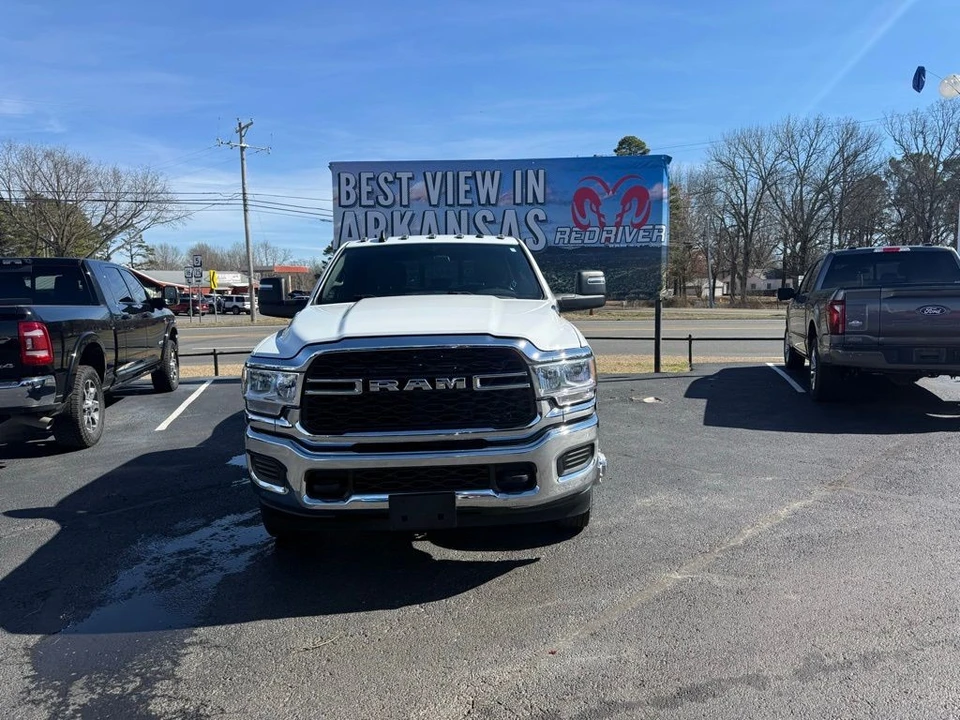 2024 Ram 3500 - Image 2 of 21