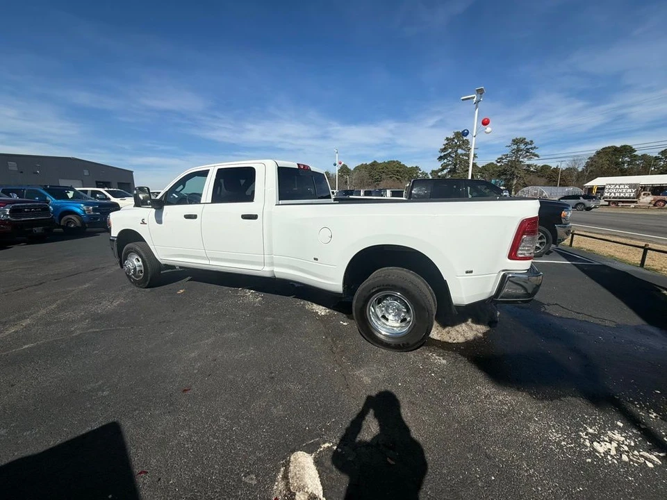 2024 Ram 3500 - Image 4 of 21