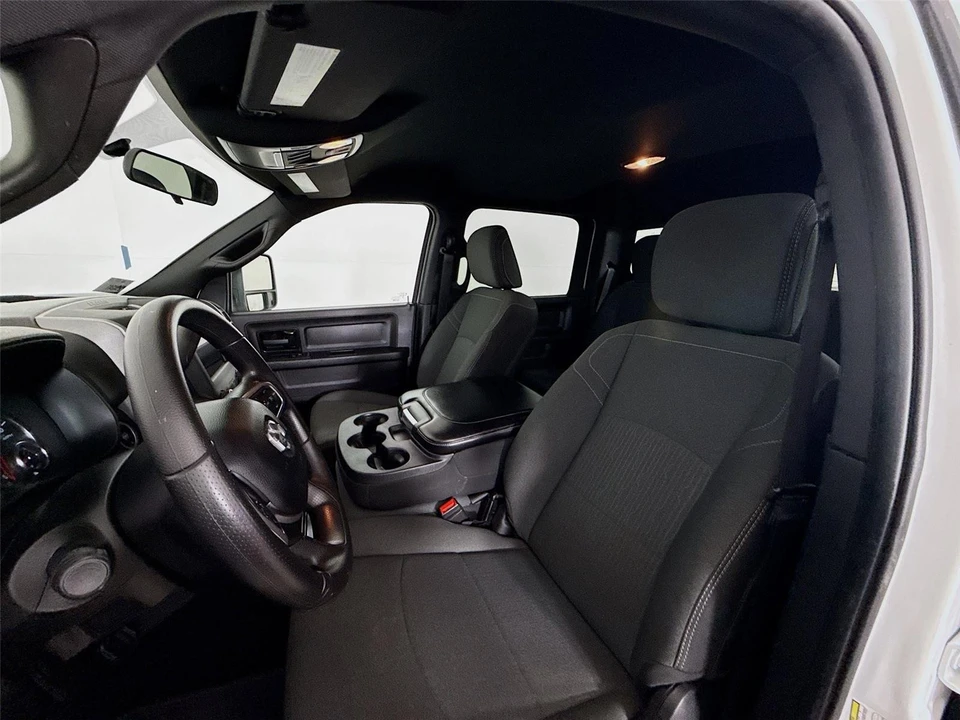 2024 Ram 3500 - Image 17 of 21